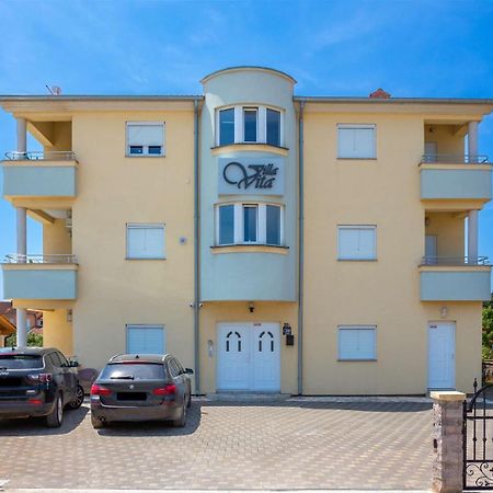 Valbandon Villa Vita Apartments & Studios With Common Pool מראה חיצוני תמונה
