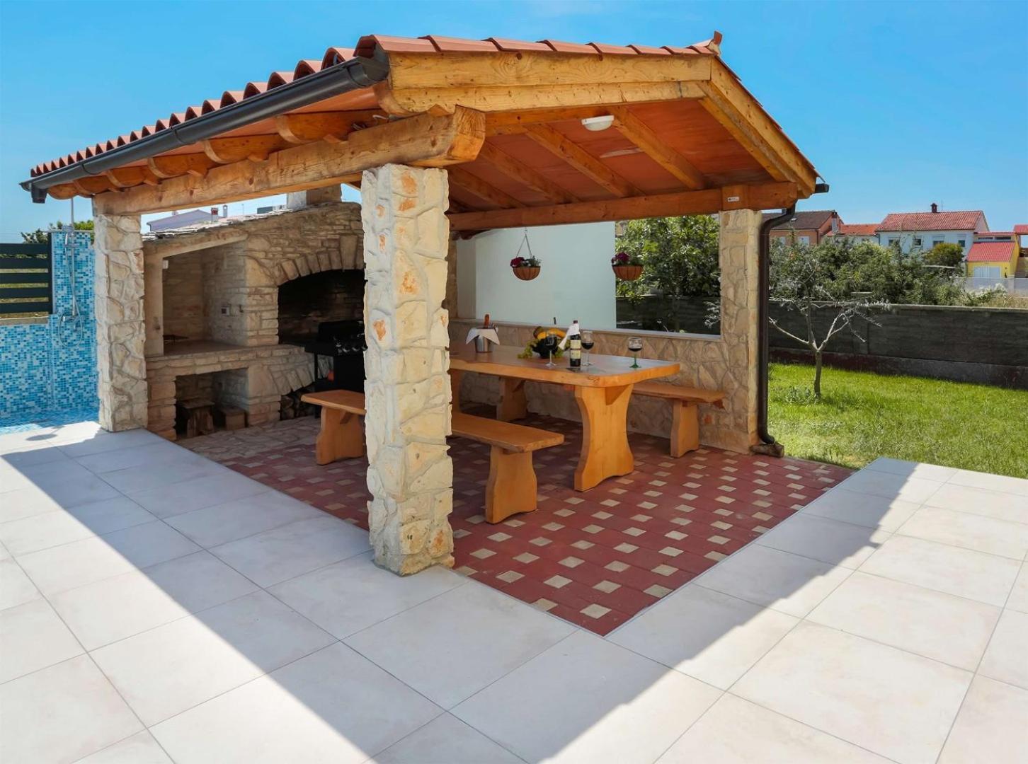 Valbandon Villa Vita Apartments & Studios With Common Pool מראה חיצוני תמונה