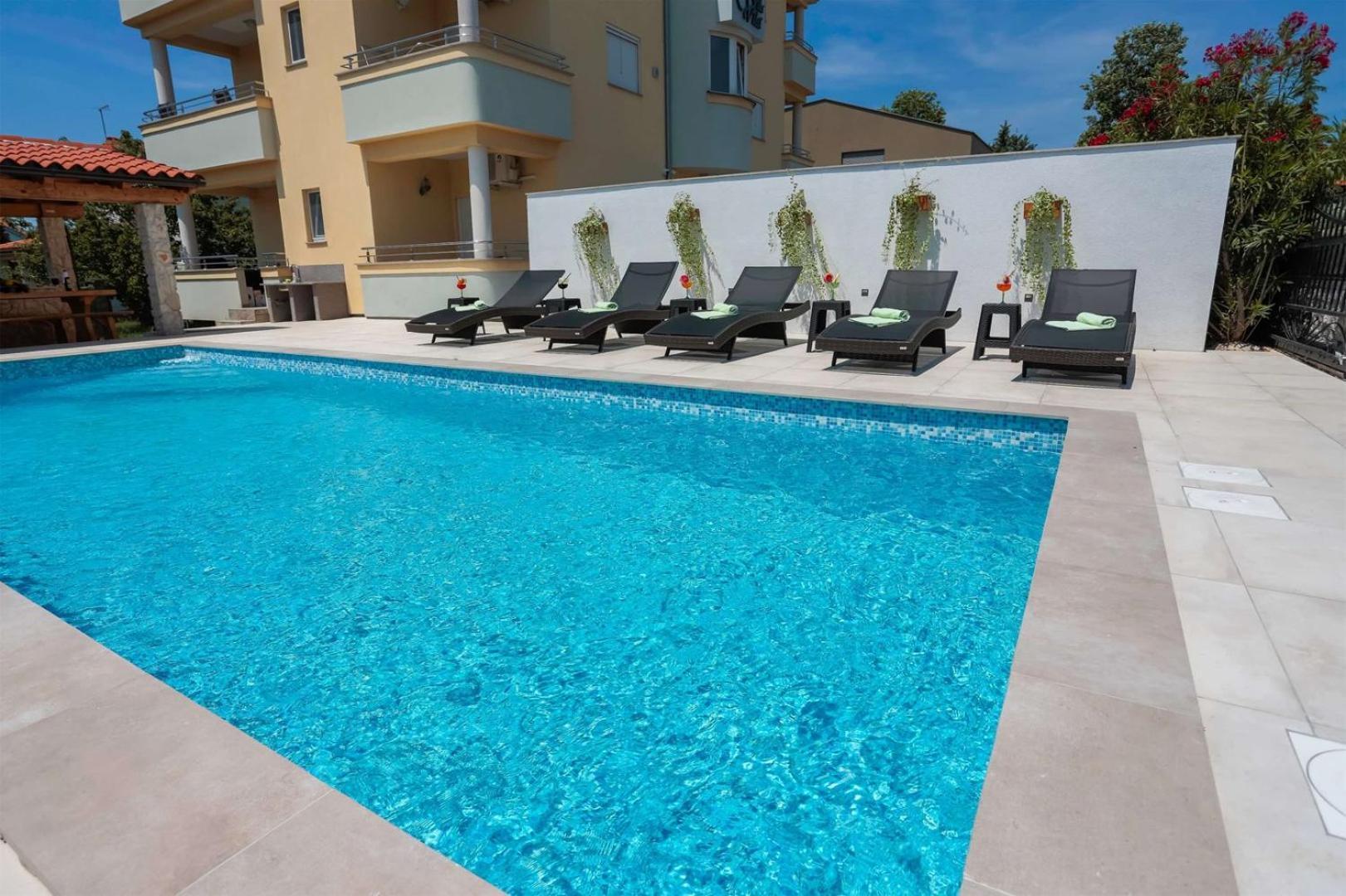 Valbandon Villa Vita Apartments & Studios With Common Pool מראה חיצוני תמונה